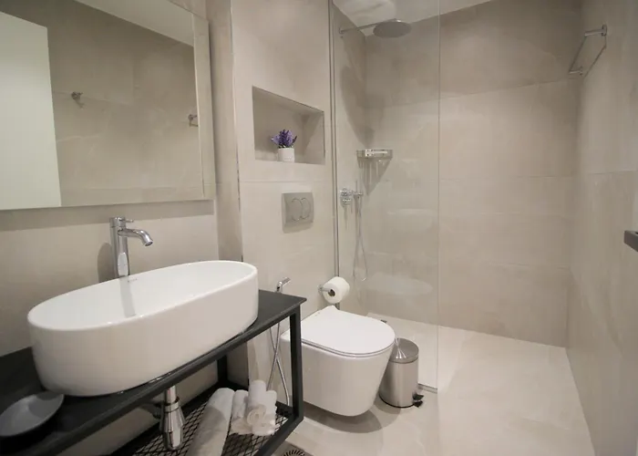 Helio's Apartament *